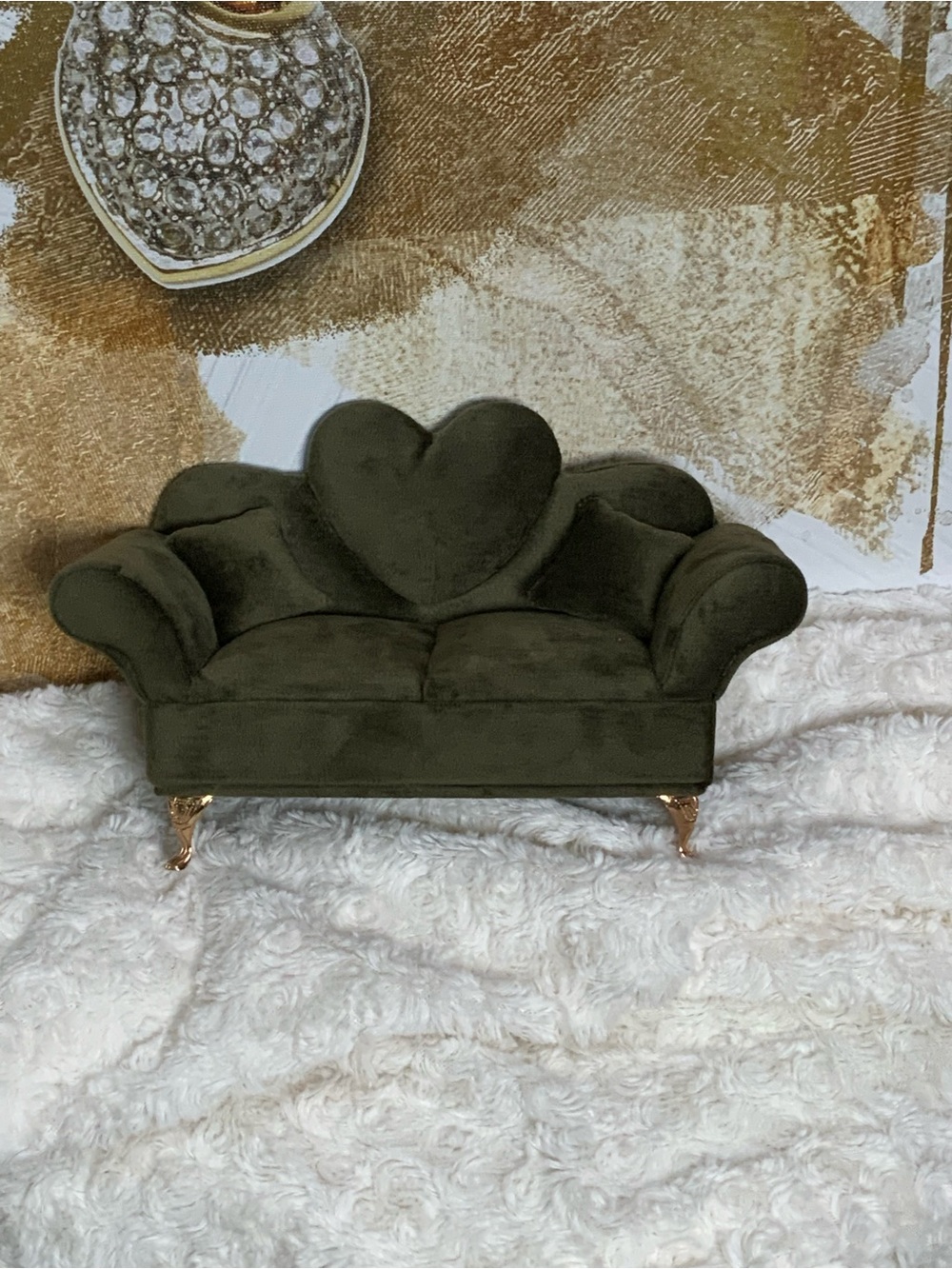 Jewelry Box Heart-Back Velvet Accent Sofa - Olive Green